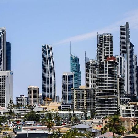 Modern 1 Brm Apartment With Pool Close To Beach Gold Coast Buitenkant foto